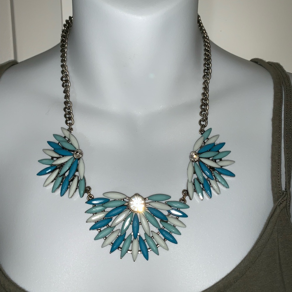 Statement Necklace - Picture 2 of 4
